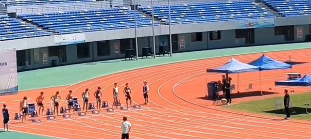 中國17歲小將100米10.21，遠超同期蘇炳添，科學訓練前途無量